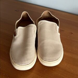 OluKai Women's Slip-On Mesh Sneakers in Beige 8.5